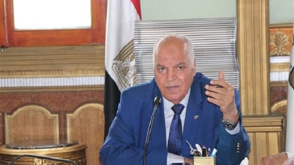 خلف الزناتى