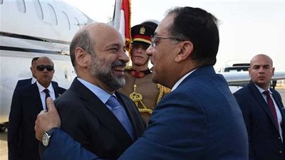  رئيسا وزراء مصر والأردن.. تكليف من الرئيس السيسي بتلبية طلبات الجانب الأردني