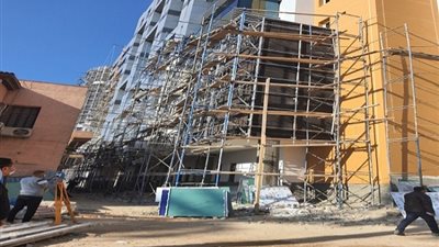 وزير التعليم العالي يستعرض المشروعات التنفيذية لتطوير الجامعات الحكومية