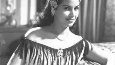  تم اختيارها واحدة من أجمل عشر نساء فى العالم.. تعرف علي 