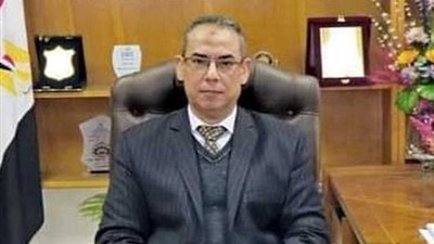 التعليم تحيل واقعة استقبال مدير ادارة بنها بالطبل والمزمار الى التحقيق