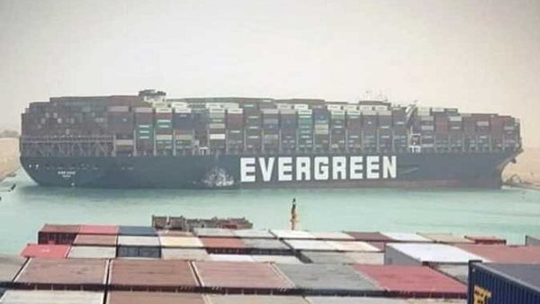 السفينة الجائحة