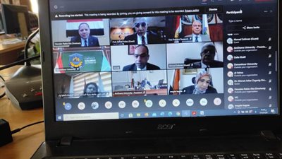 خالد عبد الغفار يستعرض تقريرًا حول اجتماع المجلس الأعلى لشئون الدراسات العليا والبحوث