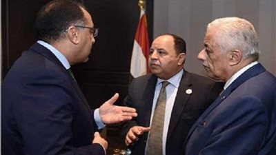 مناشدات لوزيرى التعليم والمالية بصرف فروق رواتب شهور ديسمبر ويناير وفبراير للمعلمين