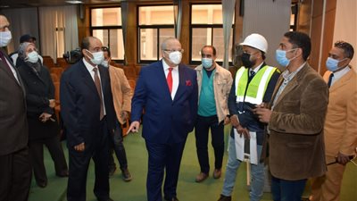 انشاء بيئة تكنولوجية معلوماتية متكاملة بجامعة القاهرة ومدنها الجامعية