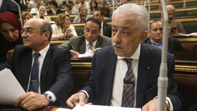 بيان برلماني عاجل لوزير التعليم بشأن امتحانات الثانوية واستكمال الدراسة اونلاين