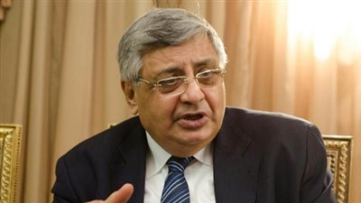 مستشار الرئيس يزف بشرى سارة بشأن لقاحات كورونا 