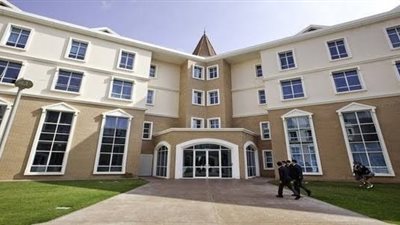 مدرسة الكرامة الإماراتية تعلن عن وظائف جديدة للمعلمين والمعلمات