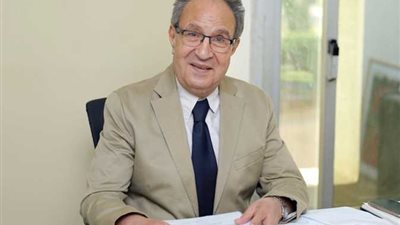 وزير التعليم العالي ينعي الدكتور محمد العزازي رئيس جامعة مصر للعلوم والتكنولوجيا