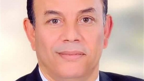 الدكتور معوض الخولي