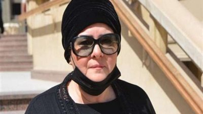 وزارة الصحة تكشف أخر تطورات حالة الفنانة دلال عبدالعزيز الصحية