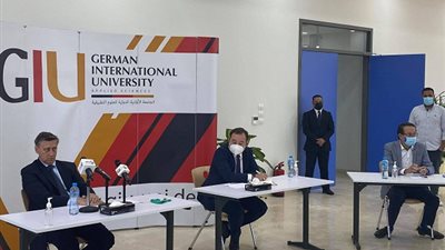 سفير ألمانيا بالقاهرة: مصر تبذل جهودًا كبيرة في مجال التعليم 