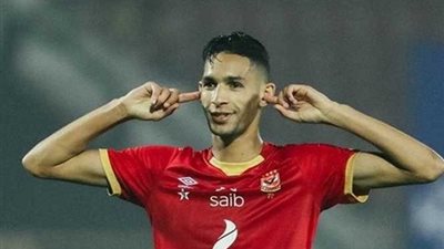 تقارير سعودية تؤكد رحيل نجم دفاع الاهلى الى النصر السعودى