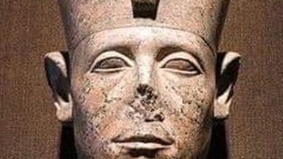  تعرف علي الملك 