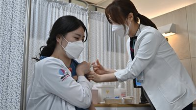 السلطات الصحية الكورية الجنوبية : تسجل 794 إصابة جديدة بكورونا