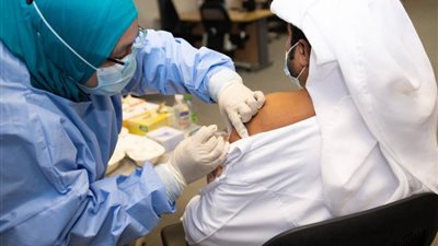  السلطات الصحية الإماراتية :  تسجّيل 1599 إصابة جديدة بكورونا 