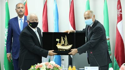 انطلاق أعمال الدورة الرابعة لملتقى الاتحادات العربية النوعية بالأكاديمية العربية للنقل البحري 