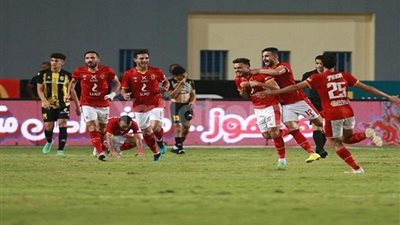 الاهلى يواصل انتصاراته ويفوز على المقاولون بهدفى محسن وشريف