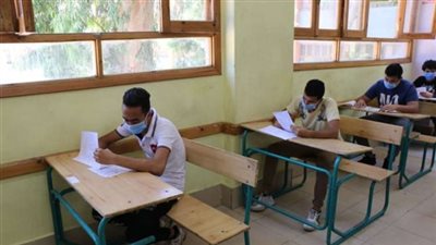 عاجل.. تسريب اسئلة امتحان اللغة الفرنسية للثانوية العامة