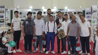 بالصور.. حفل توقيع رواية القاهرة قهرتني للكاتب راشد صلاح أبو رمية