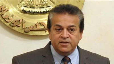  فتح باب التقدم لبرنامج المنح الجامعية المقدم من 