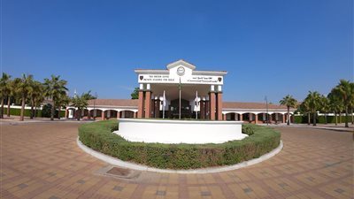 كبري مدارس الشارقة تعلن عن وظائف جديدة للمعلمين والمعلمات