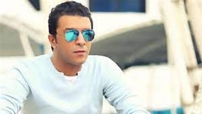 تعرف على الحالة الصحية للفنان مصطفى كامل وأسرته بعد إصابتهم بكورونا 