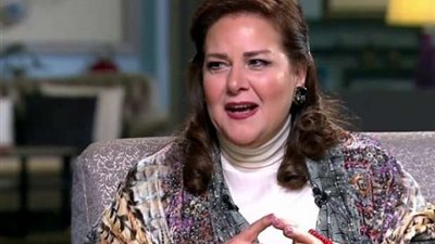 تعرف على التطورات الجديدة للحالة الصحية للفنانة دلال عبد العزيز