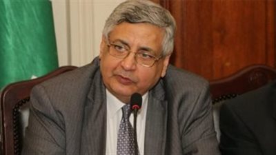  مستشار الرئيس للشئون الصحية : الموجة الرابعة من كورونا تقترب.. وأسر كاملة مصابة