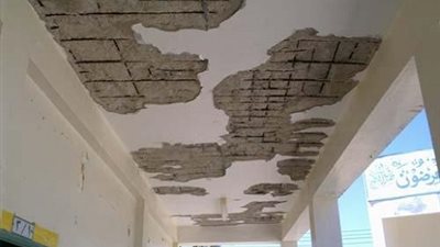 بعد بدء الدراسة .. هئية الابنية تكتشف 3 مدارس أيلة للسقوط بالبحر الاحمروتشكل خطرا علي التلاميذ !!