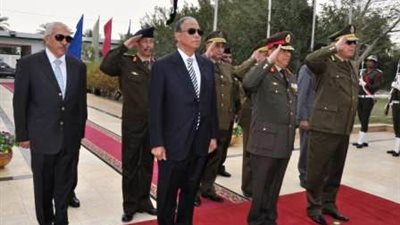 المنطقة الجنوبية العسكرية تساهم بـ 2000 مقعد للمدارس في القرى الفقيرة بأسيوط