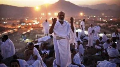 مفتي السعودية ينتقد التركيز على السلبيات في الحج
