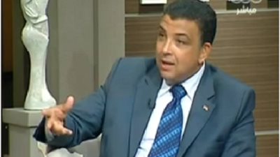 بالفيديو ..ماذا قال كمال عن زيادة اجور المعلمين ومشاكل اليوم الدراسي الاول علي الهواء