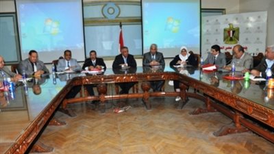 أبوالنصر يطالب المجلس الأعلى للأمناء والآباء والمعلمين بتقييم الأداء