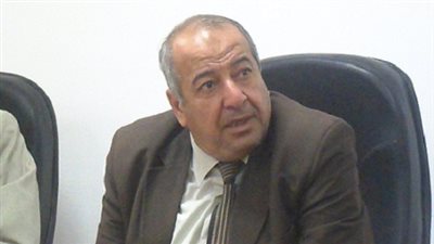 فضيحة بتعليم الوادي : معلم منقطع ينقل و يدرج في جدول الحصص بمدرسة ثانوي