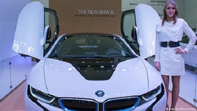 السعودية تمنح المعلمين واساتذة الجامعة والطلاب المتفوقين سيارات 