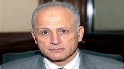 منع نظيف ومصطفي مسعد من التدريس بجامعة القاهرة