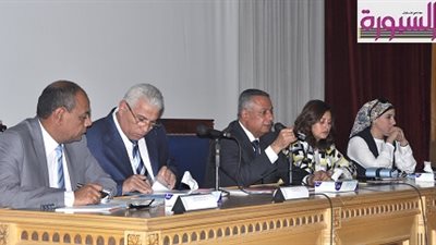 ابوالنصر يطلق مسابقة لاختيار أكفأ 10 مديري ادارات ومنحهم جوائز مالية تصل الي 50 الف جنيه