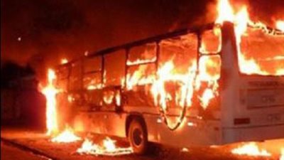 تفحم 17 تلميذ واصابة 19 في حادث بالبحيرة ..والرئيس امر بارسال طائرات لنقل المصابين