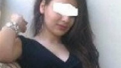 فتاة حاصلة علي دبلوم تجارة تعرض نفسها لراغبي المتعة عبر الانترنت مقابل 1500 في الساعة