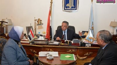 ابوالنصر ناقش مع جودة التعليم ..استبعاد المدارس التى تعمل لفترتين دراسيتين،