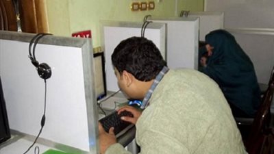 المتقدمين لـ30 ألف معلم يحتشدون بديوان التعليم