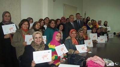 ختام تدريب معلمي الإنجليزية بالمدارس القومية
