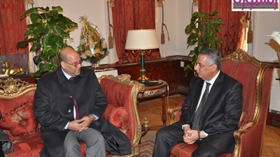 ابوالنصر يطالب الوزير الليبي بتوفيق اوضاع المدارس الليبية في مصرلمد العمل بها