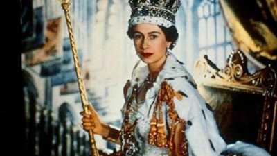 علماء الأنساب: يؤكدون  ماقاله علي جمعة  أن ملكة بريطانيا من آل بيت النبي