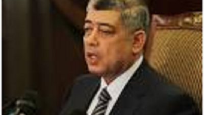 الداخلية تبحث الاستعدادت النهائية للذكري الرابعة لثورة يناير