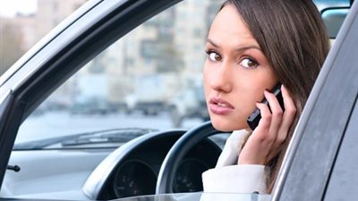 اثناء قيادتك السيارة احذر 9 أخطاء للحافظ علي سلامتك  وسلامة الاخريين