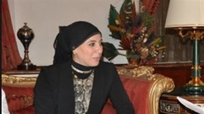 مساعد وزير التعليم تتبرع بـ 