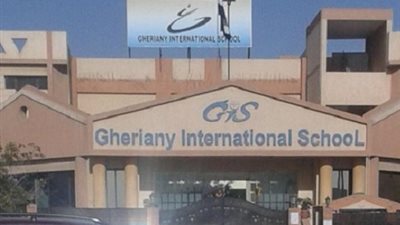 حبس صاحب مدارس الغرياني 4 ايام ..اطلق كلابه علي ضابط شرطة اثناء تنفيذه قرار ابوالنصر 
