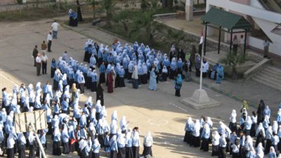 اليوم.. العودة للدراسة